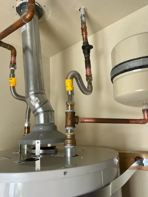 Water heater installation and plumbing repair in Gaines